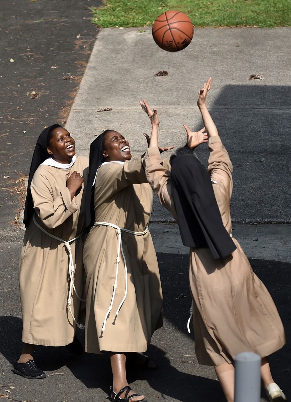 franciscan sisters playing basketball